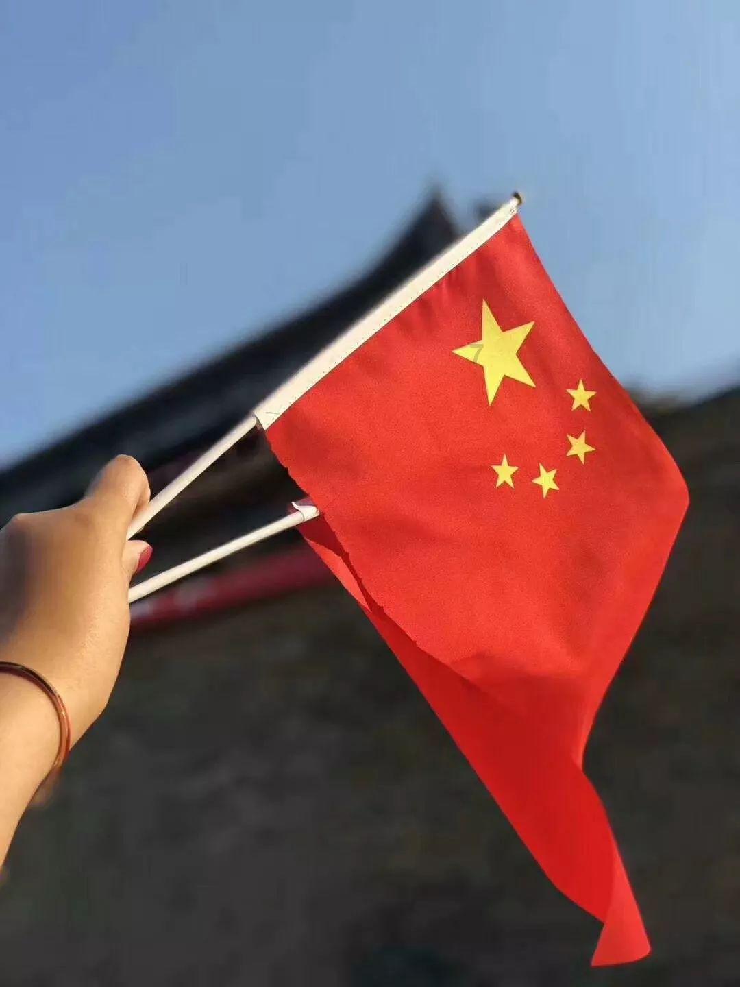 女童寒夜走失 3小时“警”急寻回
